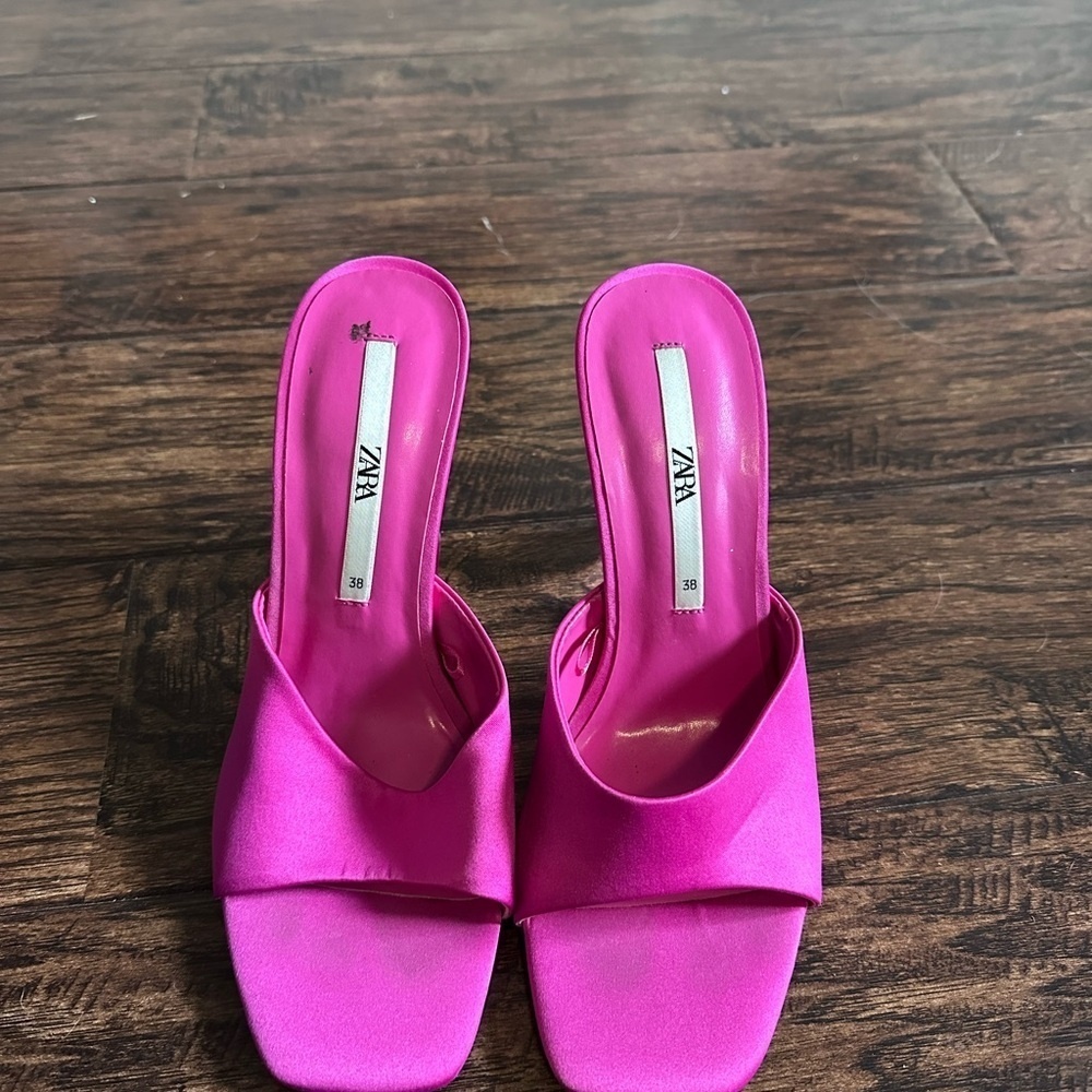 Zara Pink Heels Modern Minimalist Design